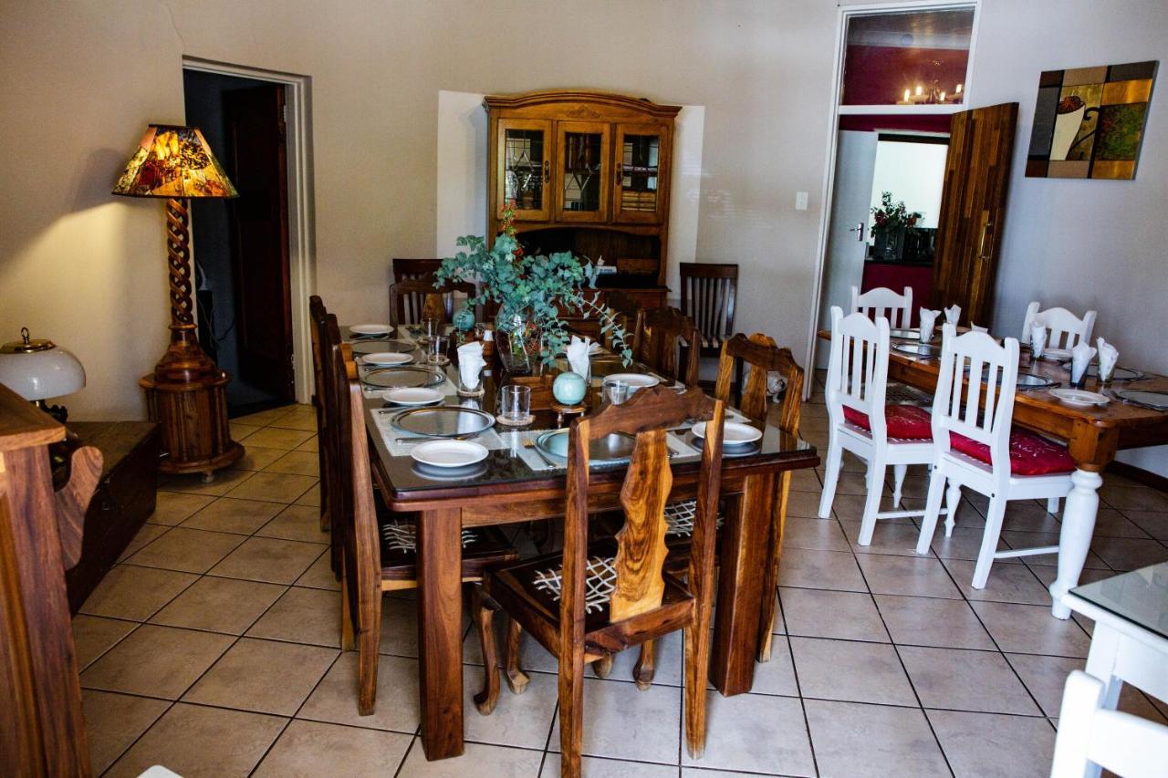Woodpecker Guesthouse Фиксбург Екстериор снимка